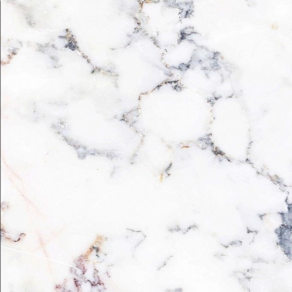 Meet your Posher, Amera - Picture 1 of 1